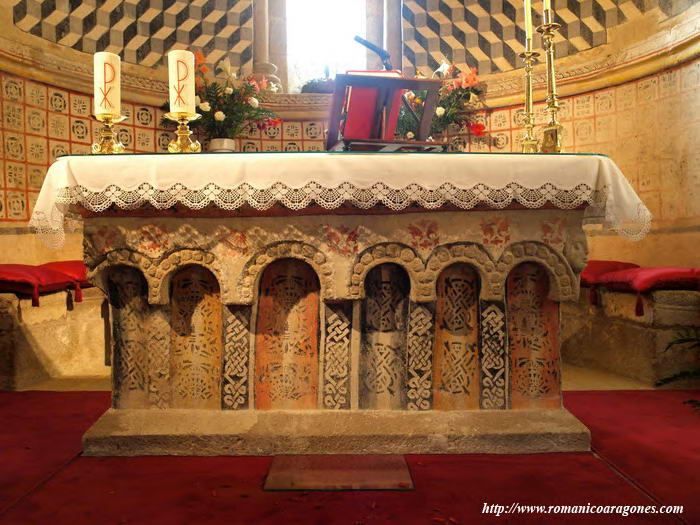 ALTAR ORIGINAL DEL TEMPLO